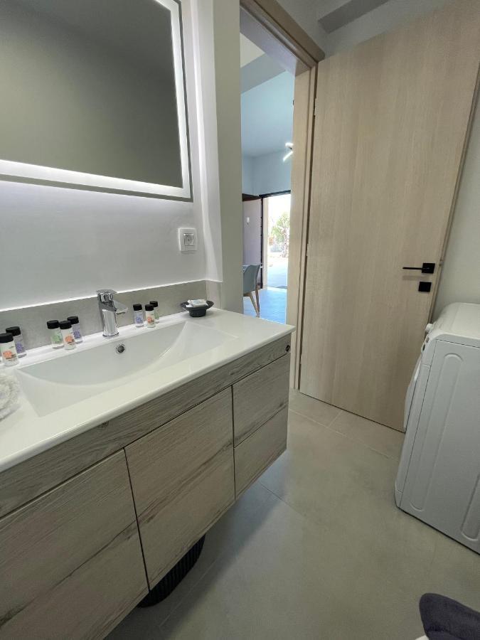 Villa Rodelia 1 โรดา ภายนอก รูปภาพ